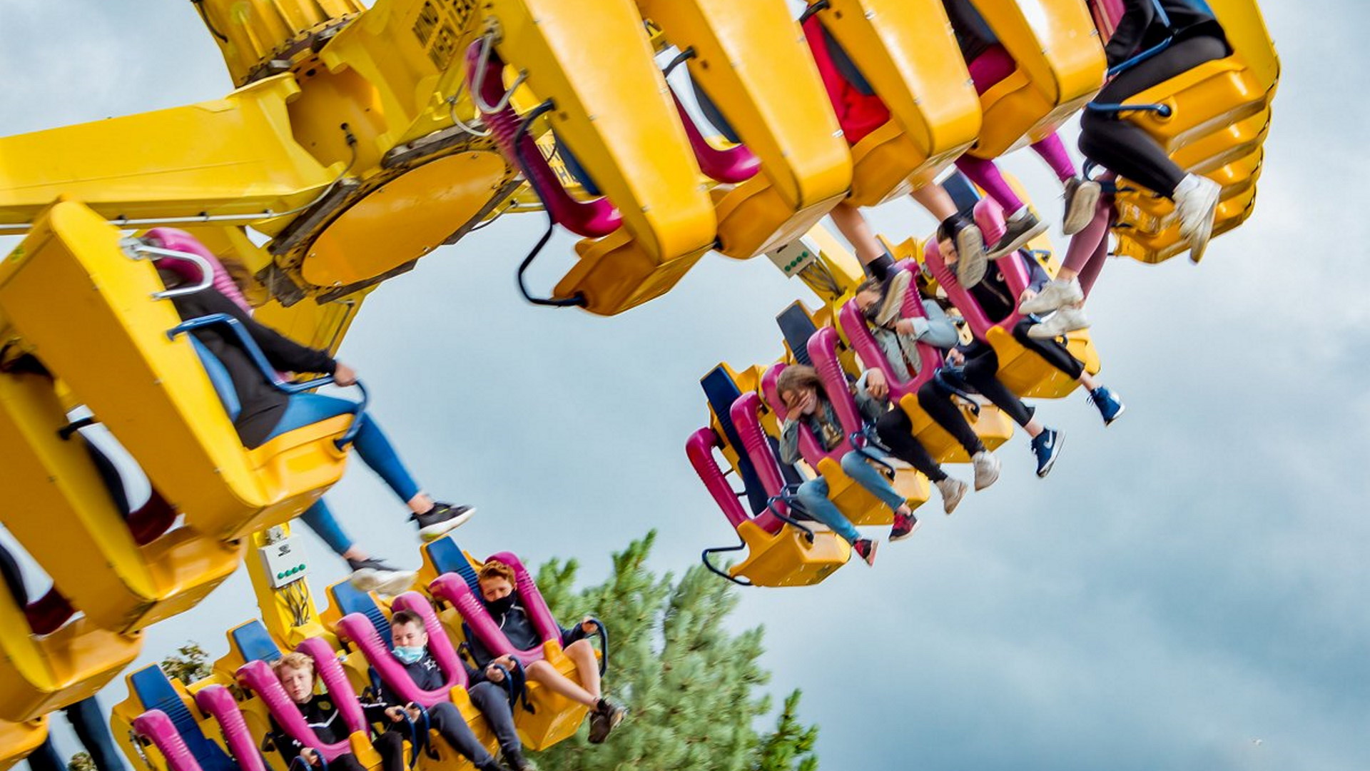 Lightwater Valley Family Adventure Park - Eagles Claw