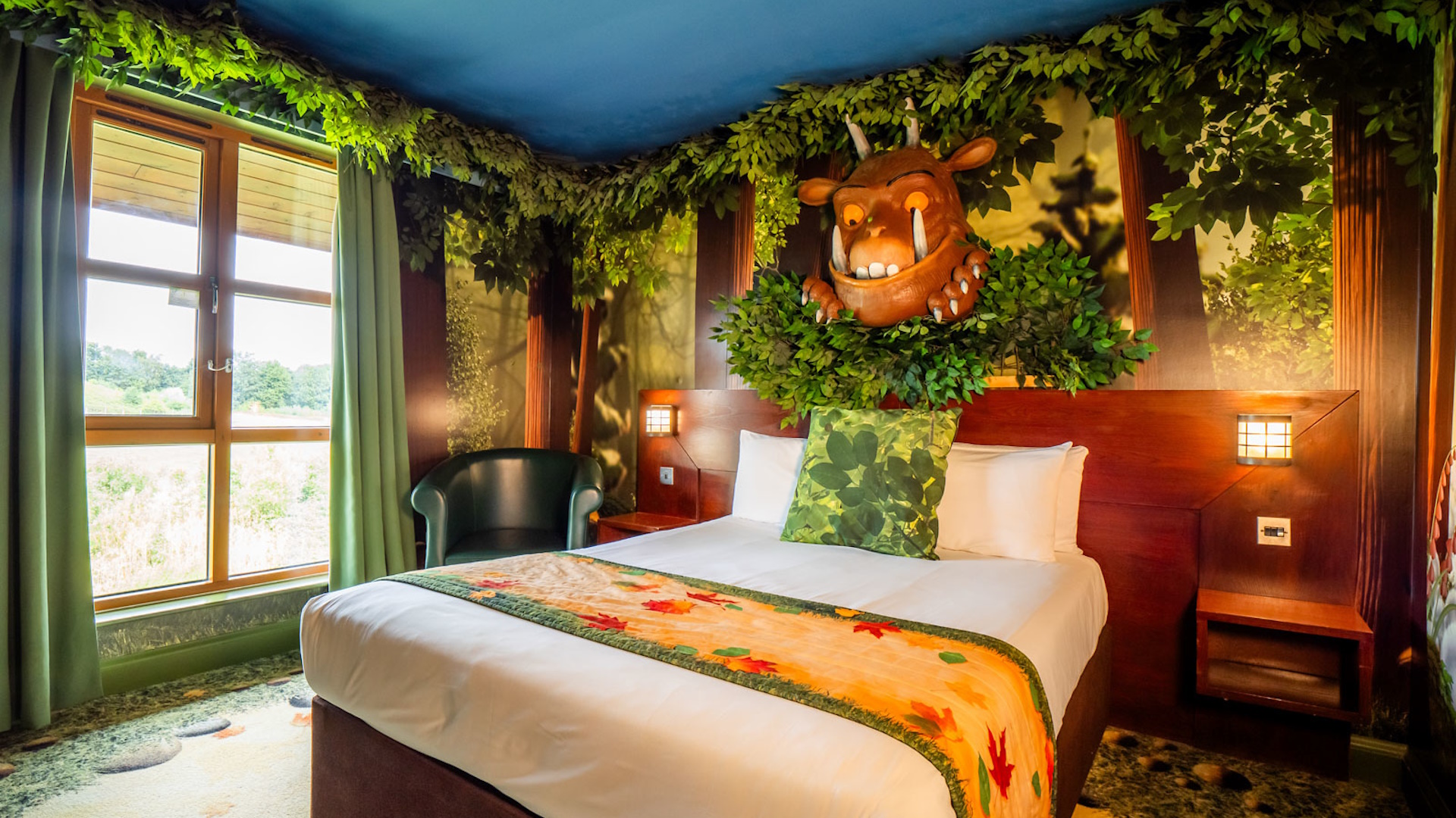 Gruffalo Wanyama view room Safari Hotel at Chessington World of Adventures Resort